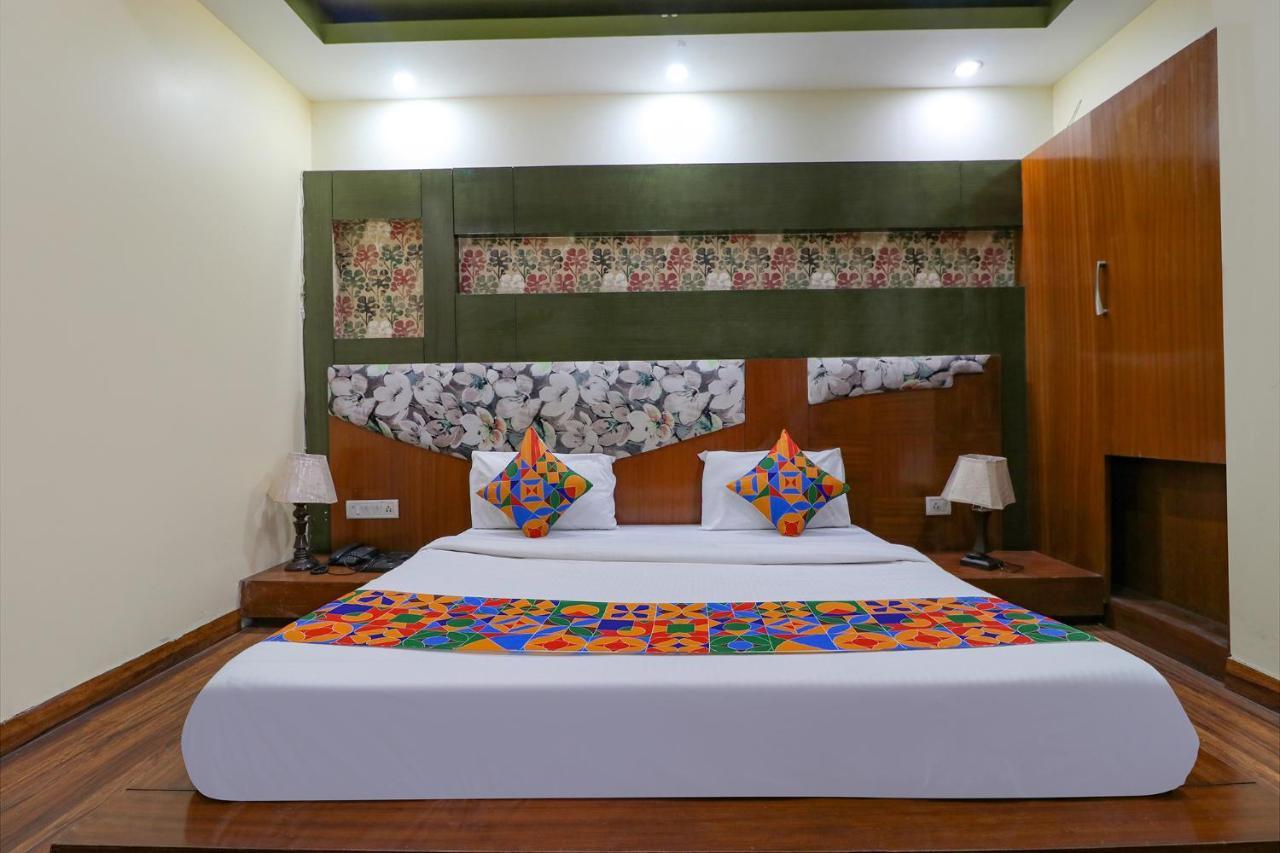 Staybook Hotel Aira New Delhi Railway Station Paharganj Екстериор снимка